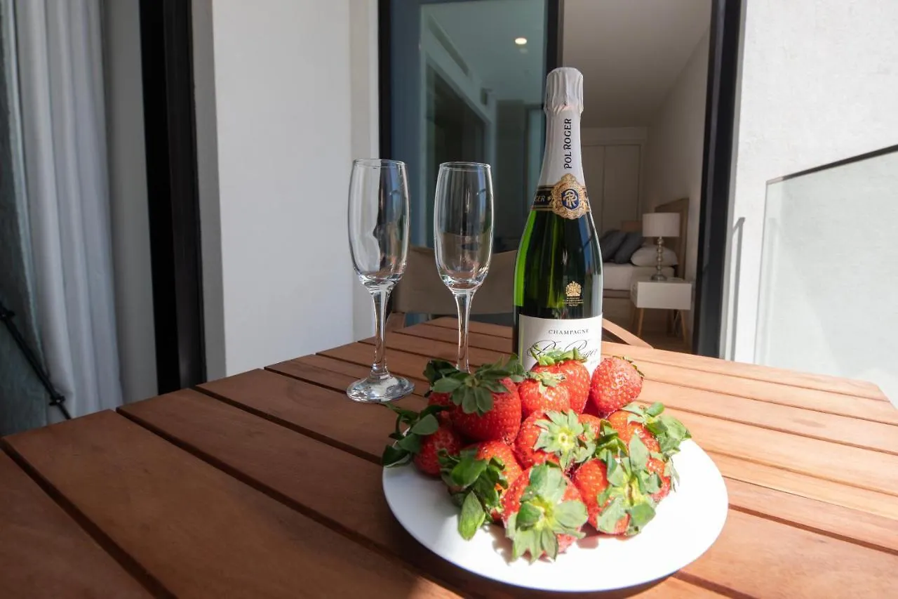 Brand New Luxury 1 Bed 2 Bath Apartment - Spa & Pool Gibraltar